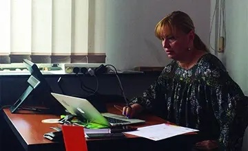 Nataliya Rzhihova в москвовском офисе